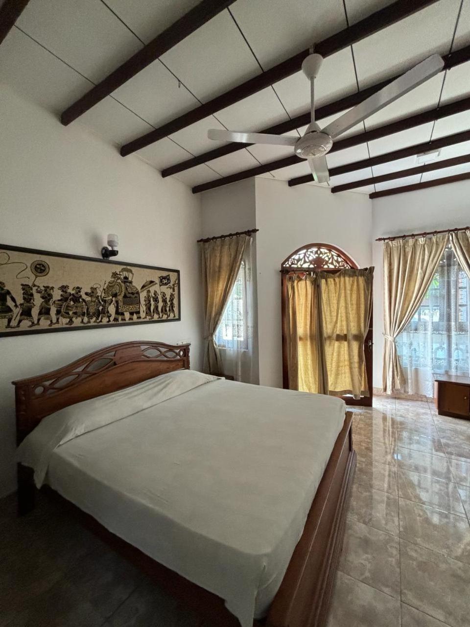 Village Inn Resort Negombo Zimmer foto